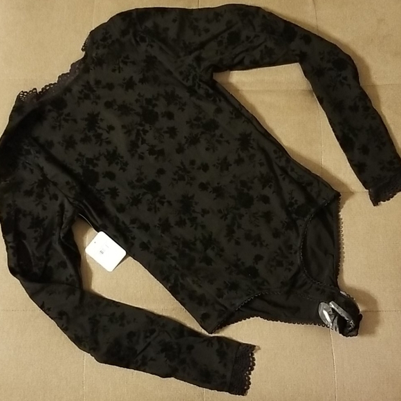 Free People Babes in Bandeaus Black Mesh Velvet Long Sleeve Deep V Neck Bodysuit - Picture 12 of 16